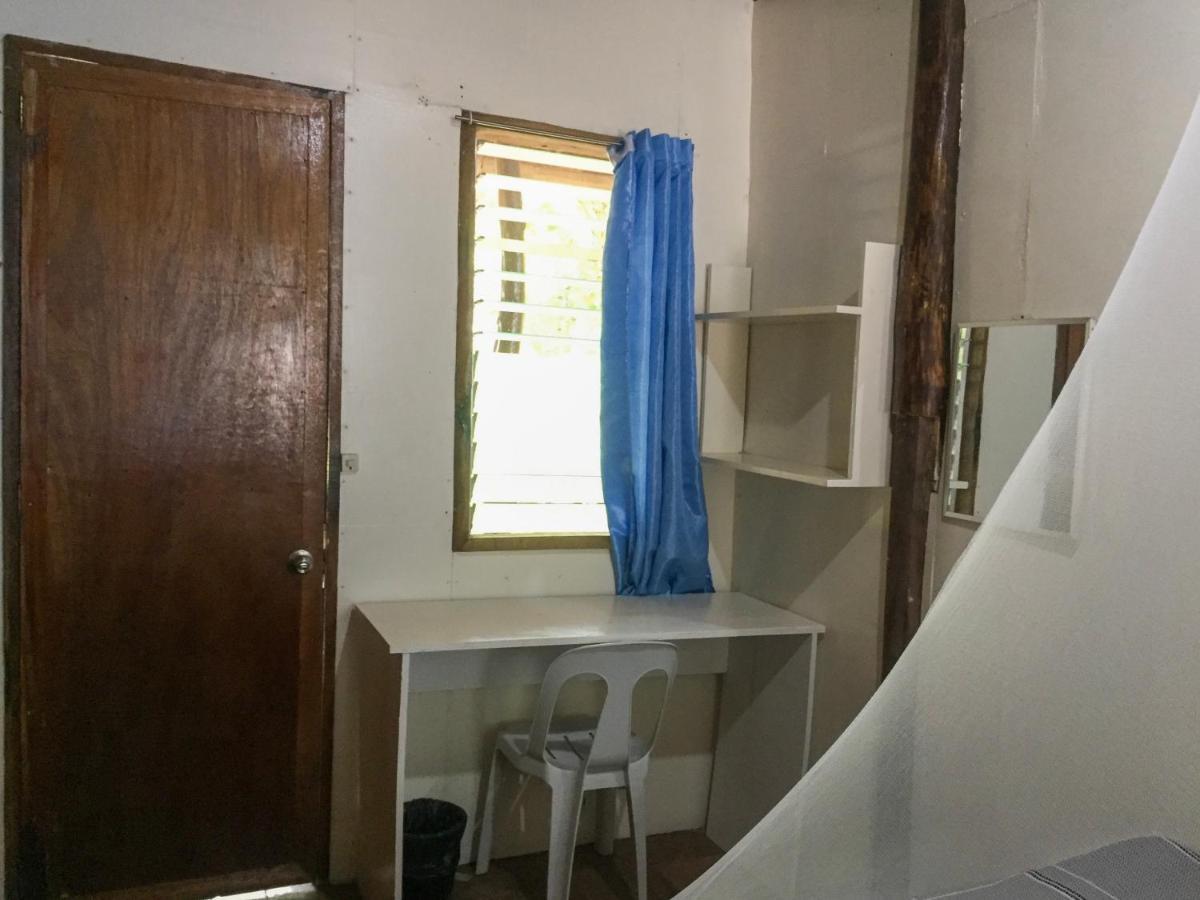 Beach House Resort And Dive Center Mambajao Bagian luar foto